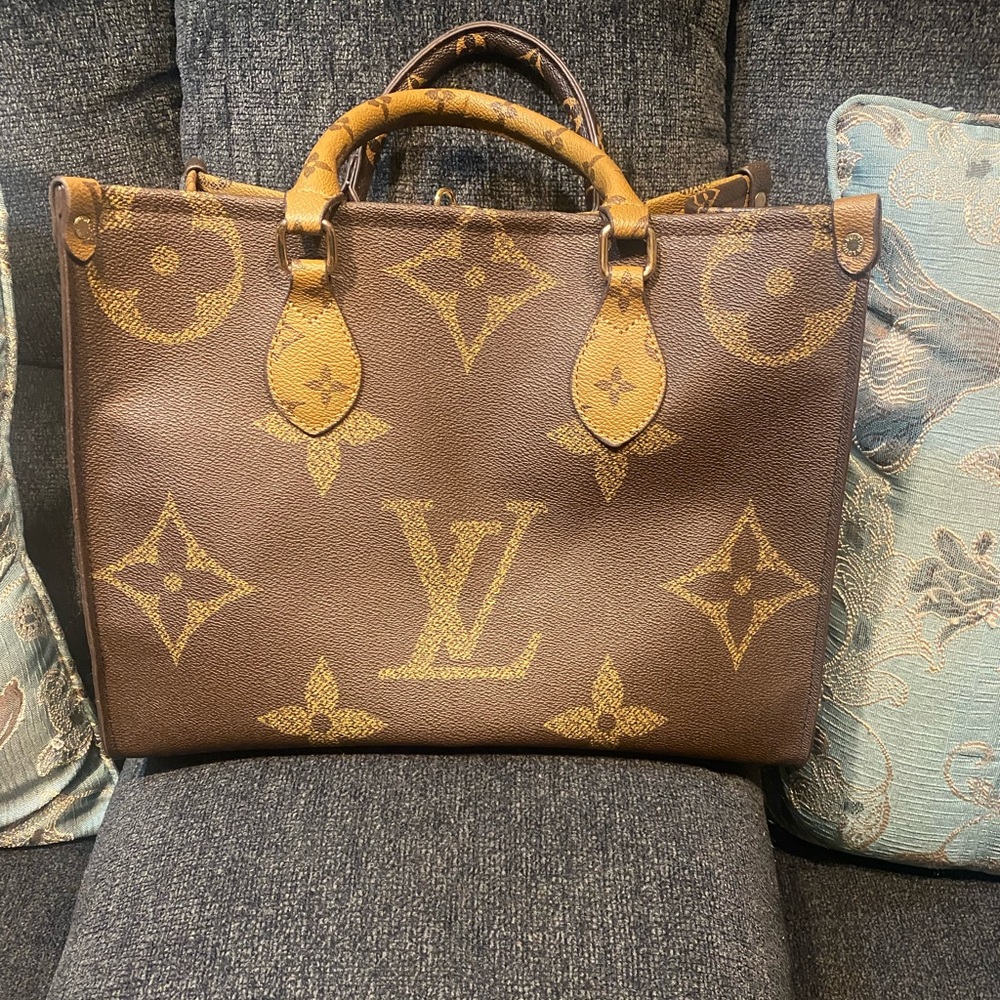 Inspired Shoulder Bag